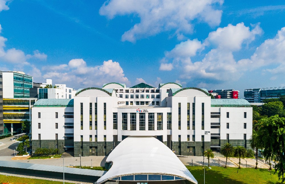 新加坡管理学院