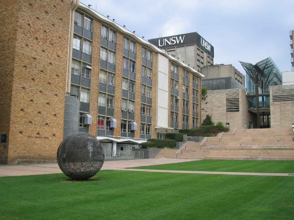 新南威尔士大学
